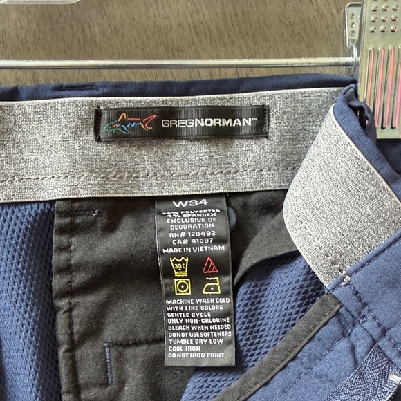 Greg Norman Collection Dark Blue Cargo Shorts - Picture 2 of 3